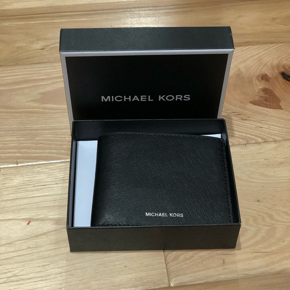 Me men wallet